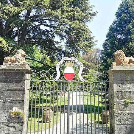 Holiday home Gem In The City Center Of With Air Conditioning - Exclusive Ground Floor House Inside The Walls Close To Botanical Garden And Piazza San Martino Lucca