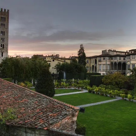 Gem In The City Center Of With Air Conditioning - Exclusive Ground Floor House Inside The Walls Close To Botanical Garden And Piazza San Martino Holiday home *