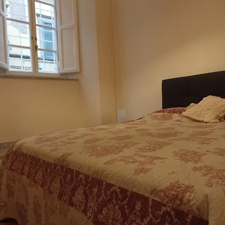 Gem In The City Center Of With Air Conditioning - Exclusive Ground Floor House Inside The Walls Close To Botanical Garden And Piazza San Martino Holiday home *