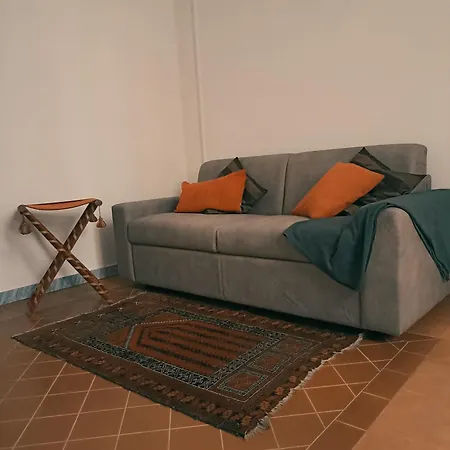 Gem In The City Center Of With Air Conditioning - Exclusive Ground Floor House Inside The Walls Close To Botanical Garden And Piazza San Martino