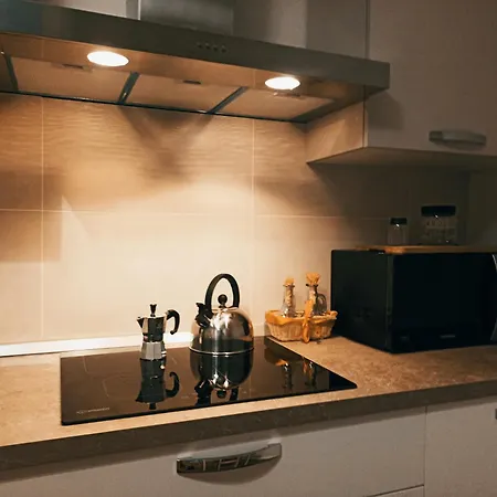 Gem In The City Center Of With Air Conditioning - Exclusive Ground Floor House Inside The Walls Close To Botanical Garden And Piazza San Martino